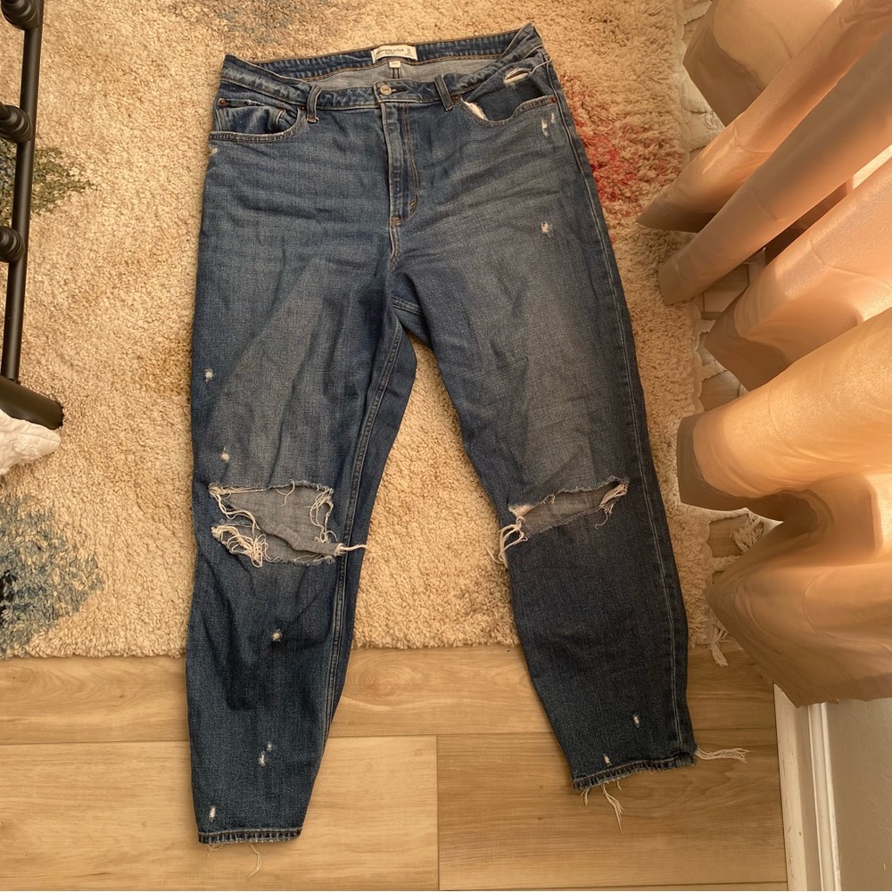 Abercrombie Mom High Rise Distressed Jeans